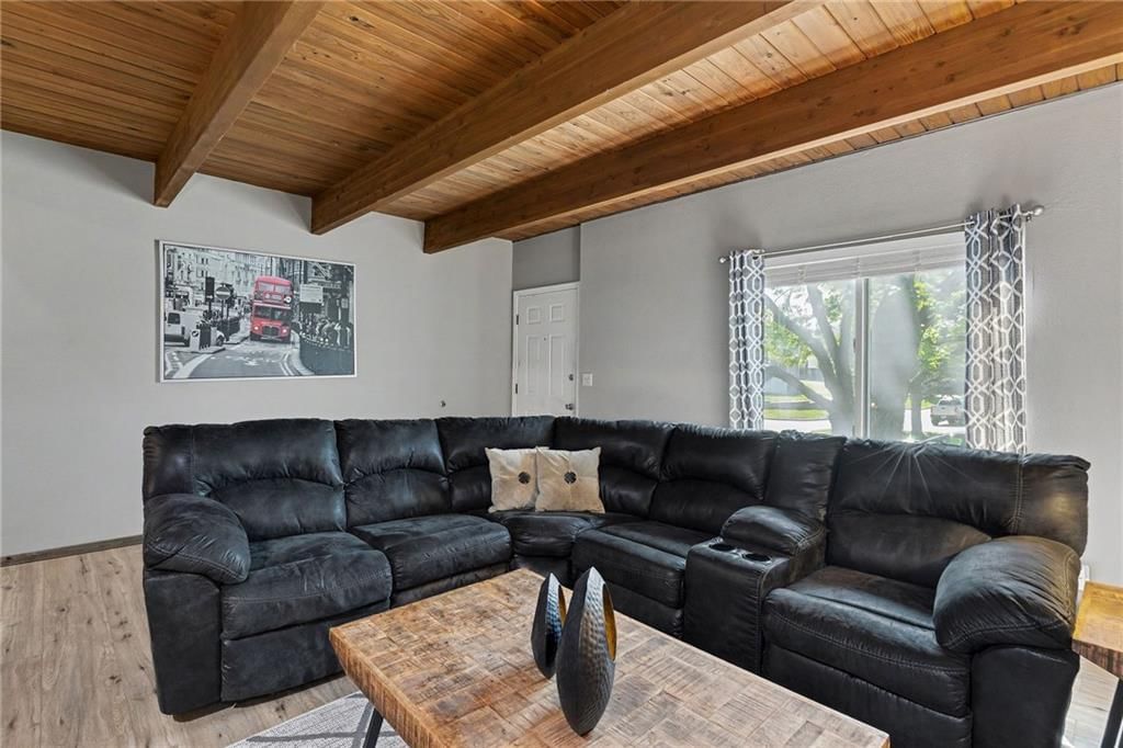 7004 N Fisk Court — photo 5