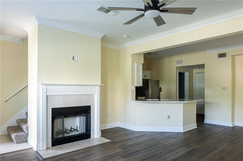 11603 Tomahawk Creek Parkway — photo 3