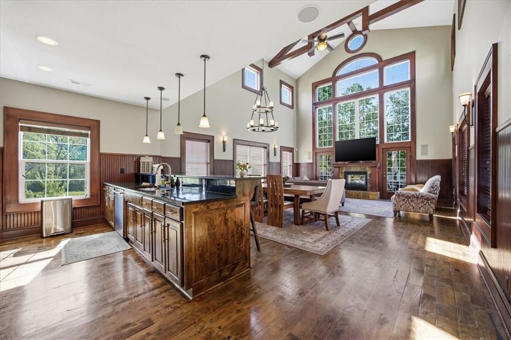10875 Allen Way — photo 13