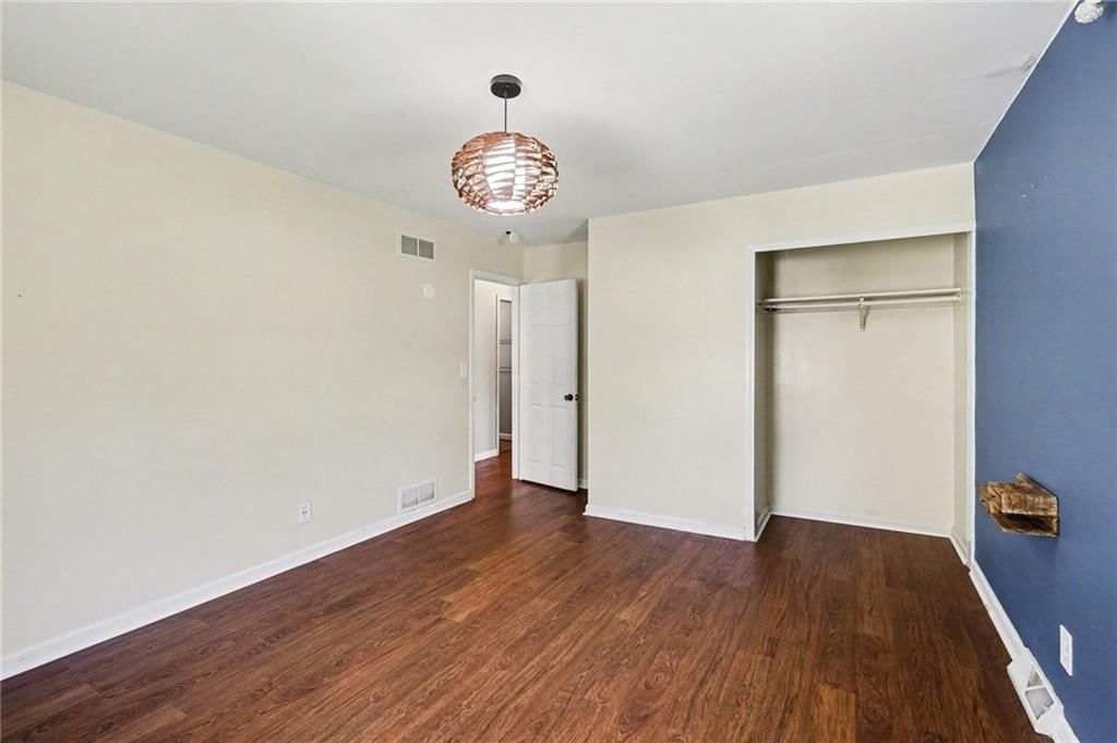 7002 N Baltimore Avenue — photo 14