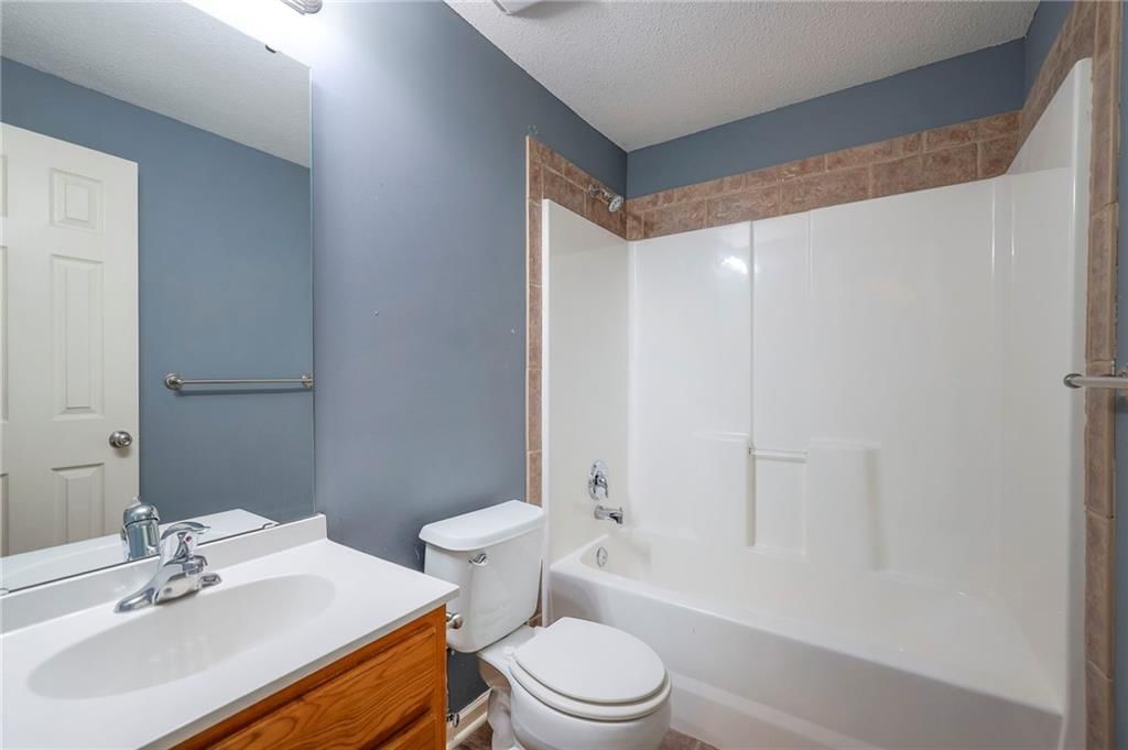 10410 E 45th Terrace — photo 22