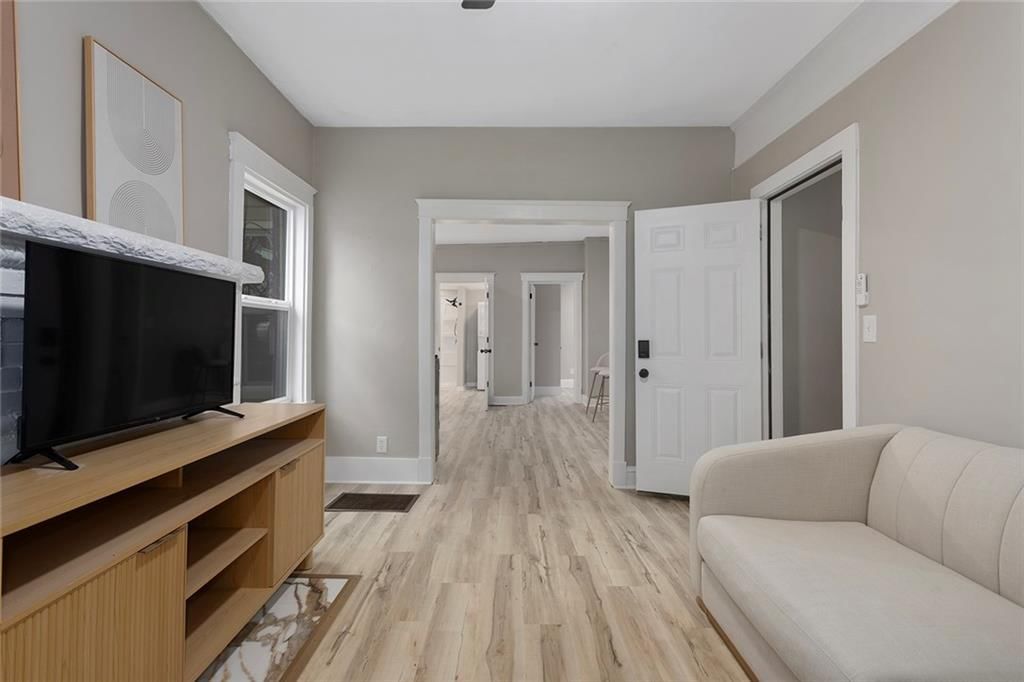 4108 Mcgee Street — photo 2