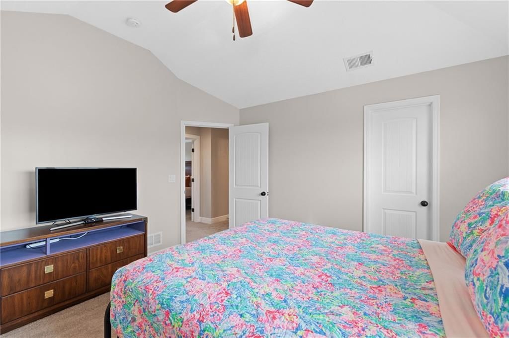 5898 S NATIONAL Drive — photo 19
