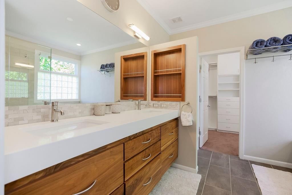 4313 NE Maplegate Court — photo 50