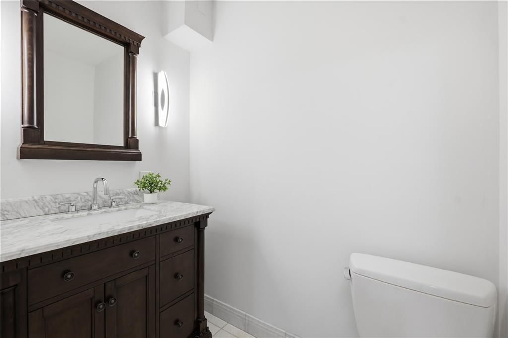 1211 W 61st Terrace — photo 21