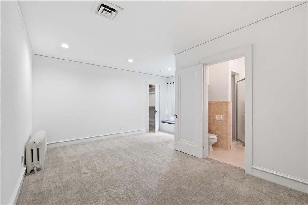 1211 W 61st Terrace — photo 27
