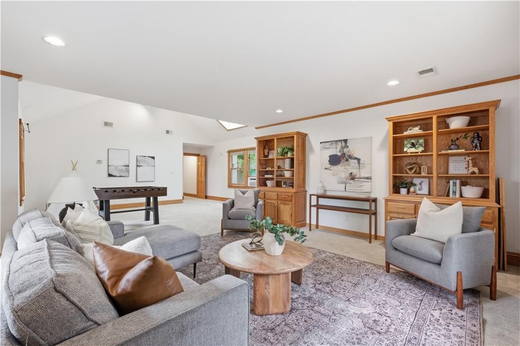 1211 W 61st Terrace — photo 35