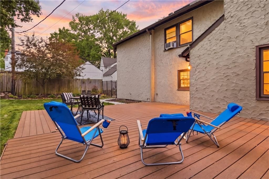 1211 W 61st Terrace — photo 40