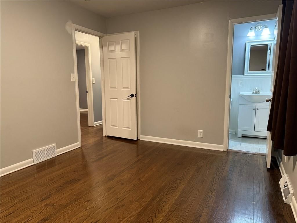 8811 E 84th Street — photo 11