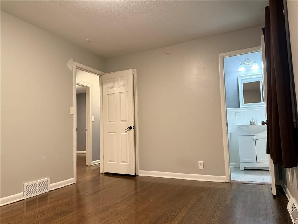 8811 E 84th Street — photo 12