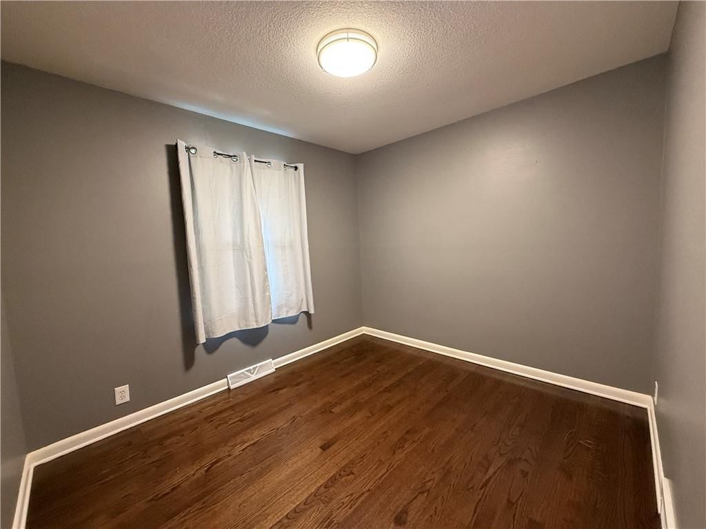 8811 E 84th Street — photo 14
