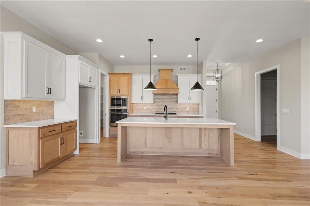 18405 Caenen Street — photo 8