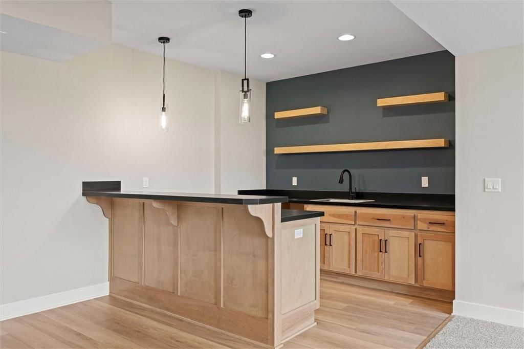 18405 Caenen Street — photo 23