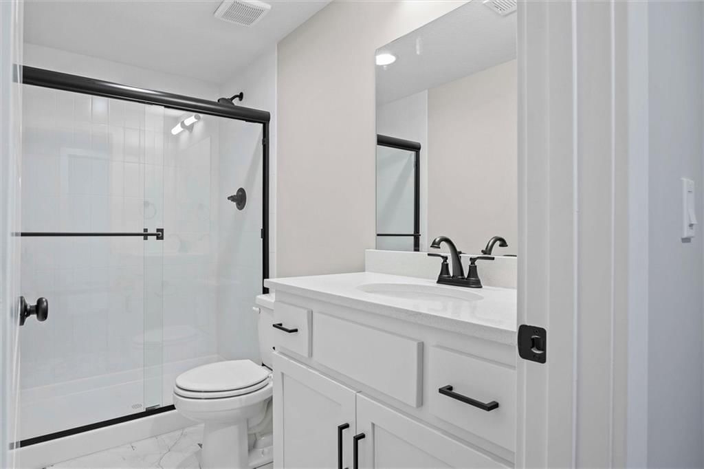 18405 Caenen Street — photo 27