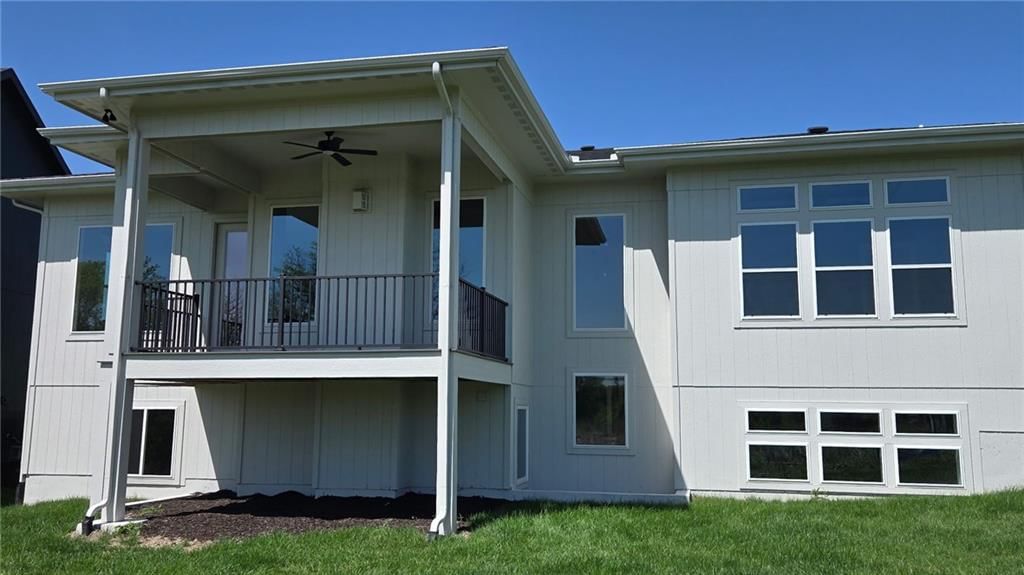 18405 Caenen Street — photo 36