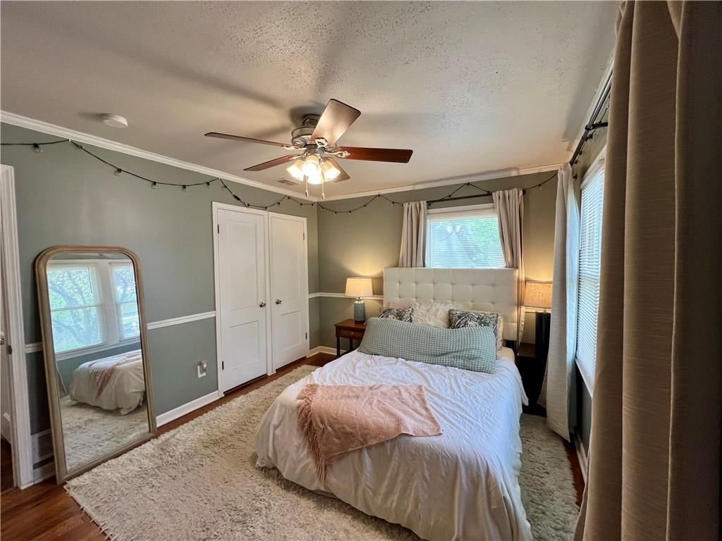 8207 Hemlock Street — photo 9