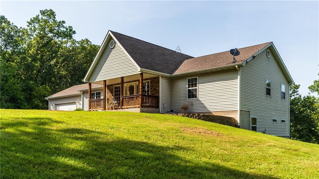 29432 Bobcat Drive — photo 1