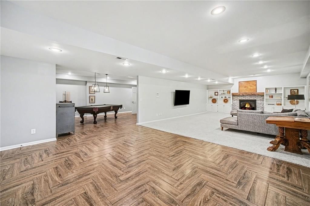 1129 Camelot Hill Street — photo 30