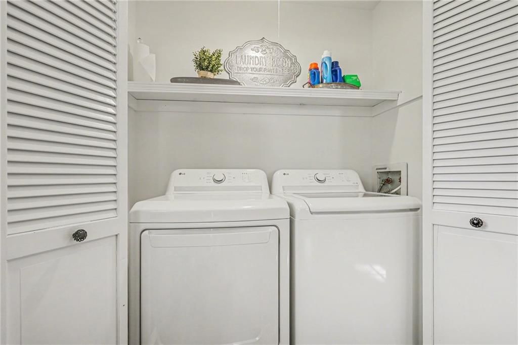 9901 Wayne Avenue — photo 11