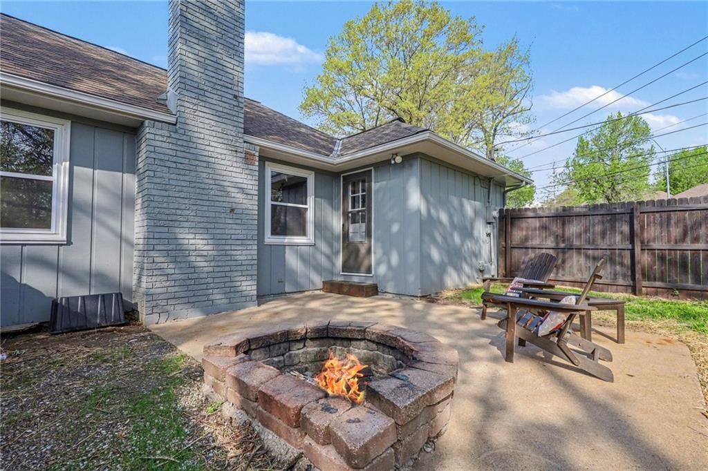 9901 Wayne Avenue — photo 23