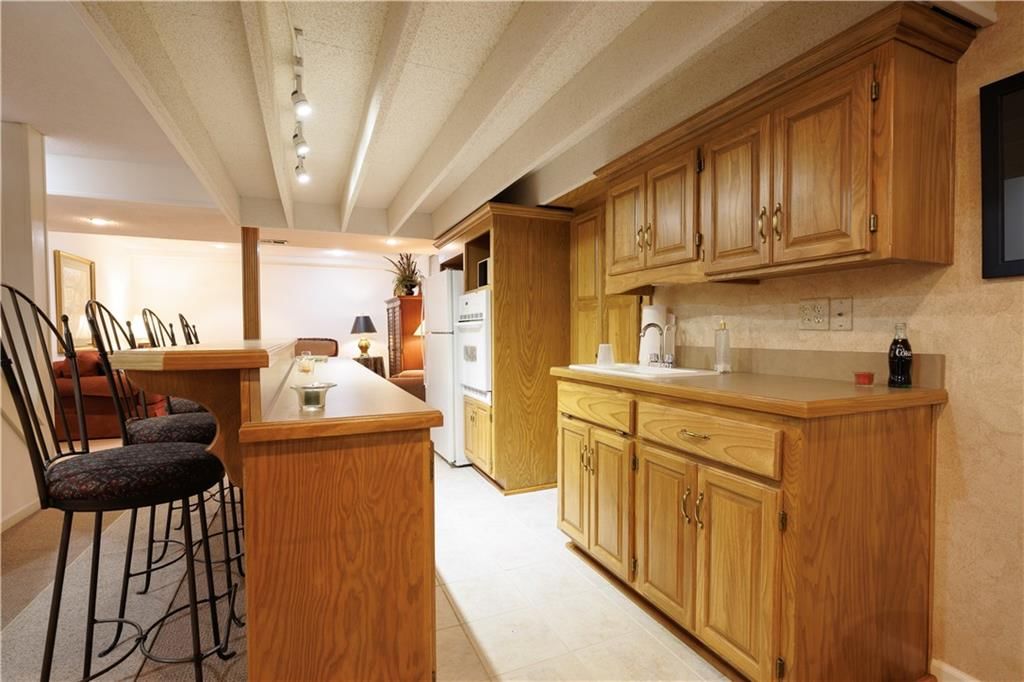 Photo 29 of 44 - 5611 NW Oak Ridge Court, Platte Woods, MO 64151