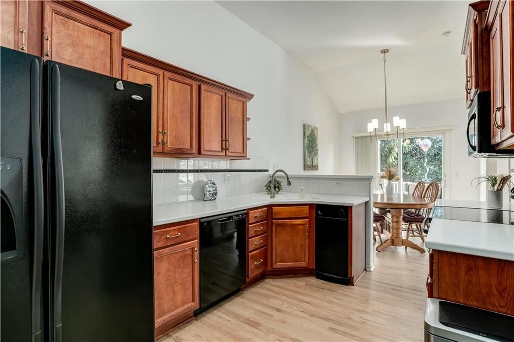 6302 W 133rd Terrace — photo 3