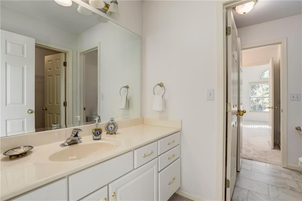 6302 W 133rd Terrace — photo 13