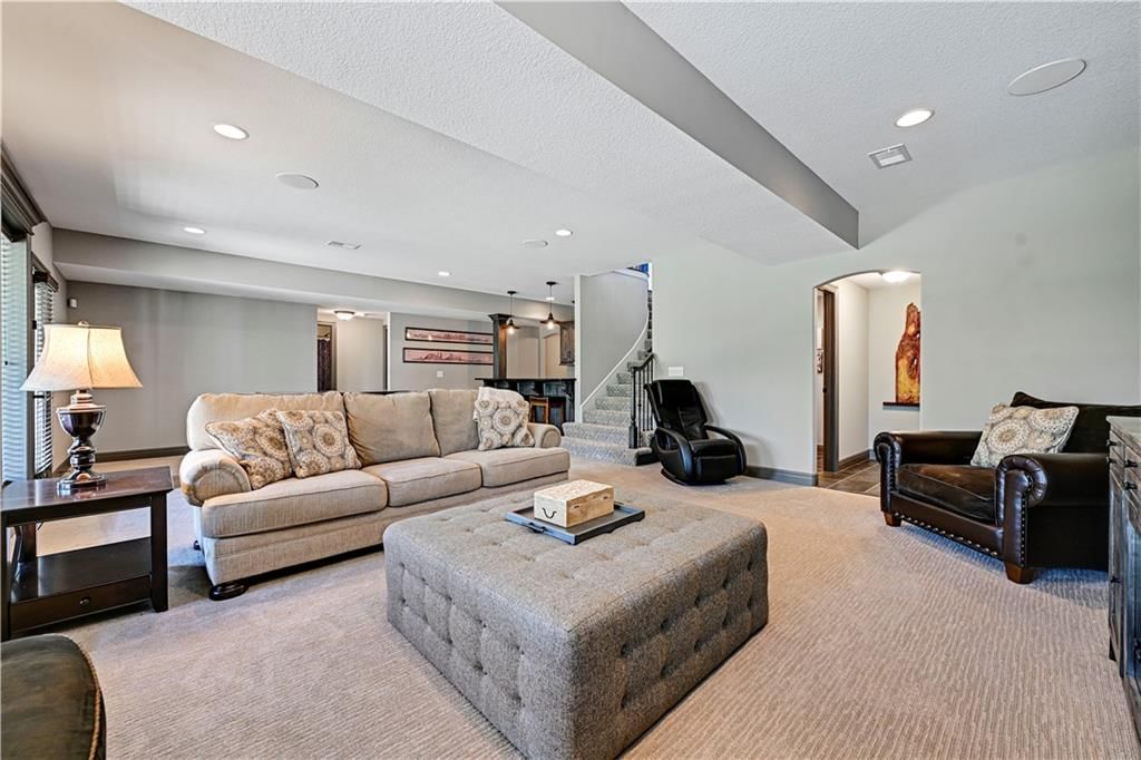 15705 Canterbury Street — photo 37