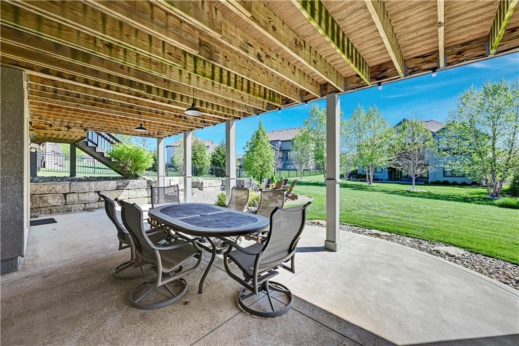 15705 Canterbury Street — photo 44