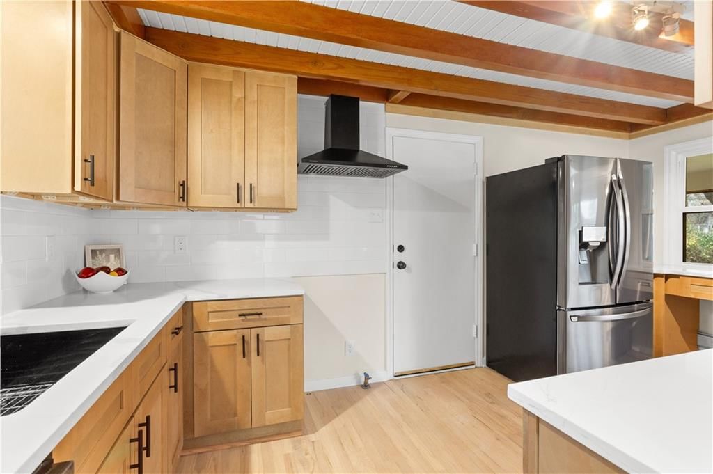 4808 W 77th Terrace — photo 5