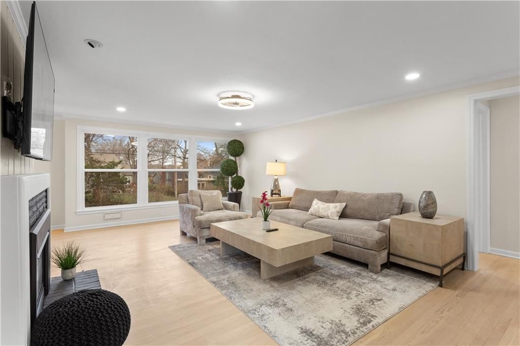4808 W 77th Terrace — photo 8
