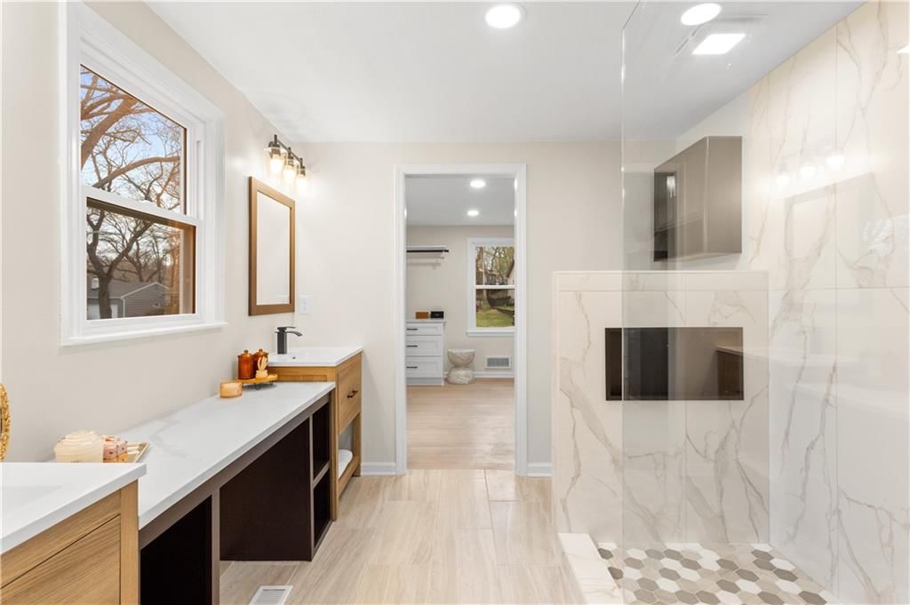 4808 W 77th Terrace — photo 22