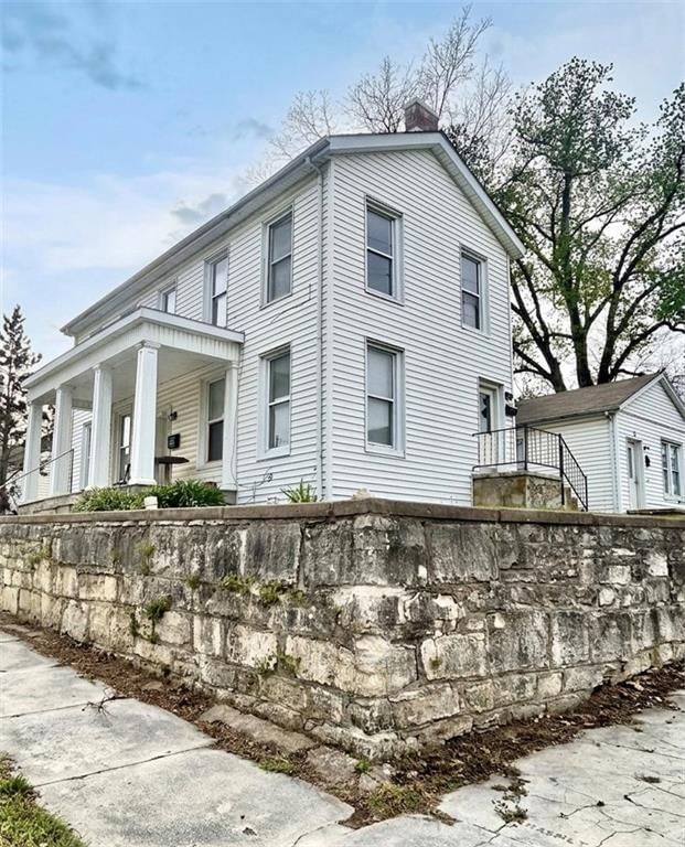 703 N Carolina Street, Louisiana, MO
