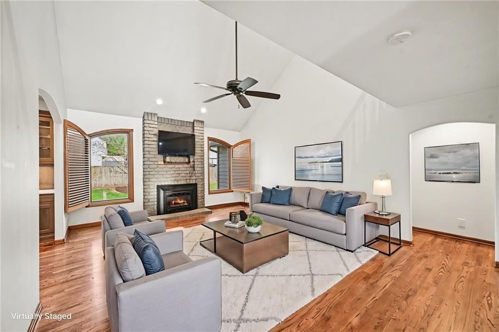527 Canyon Drive — photo 12