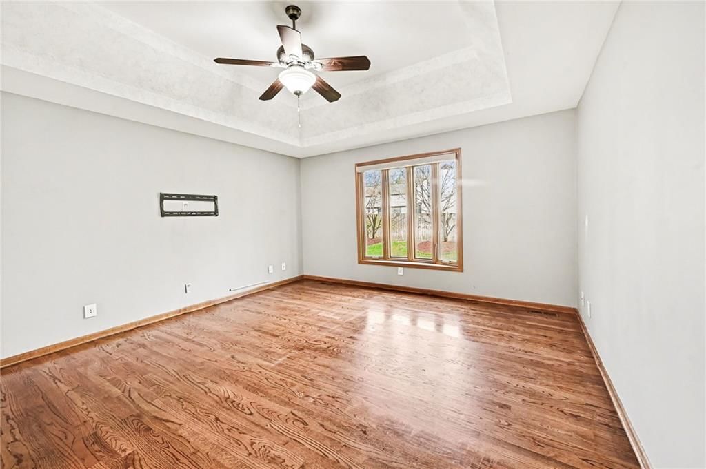 527 Canyon Drive — photo 19