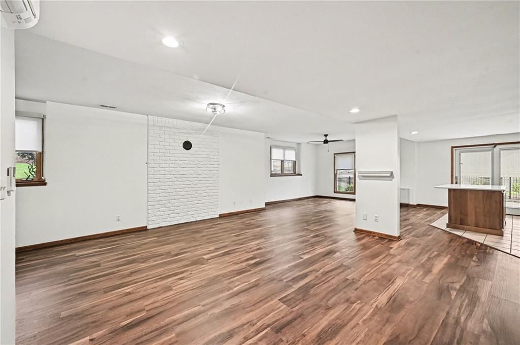 527 Canyon Drive — photo 22