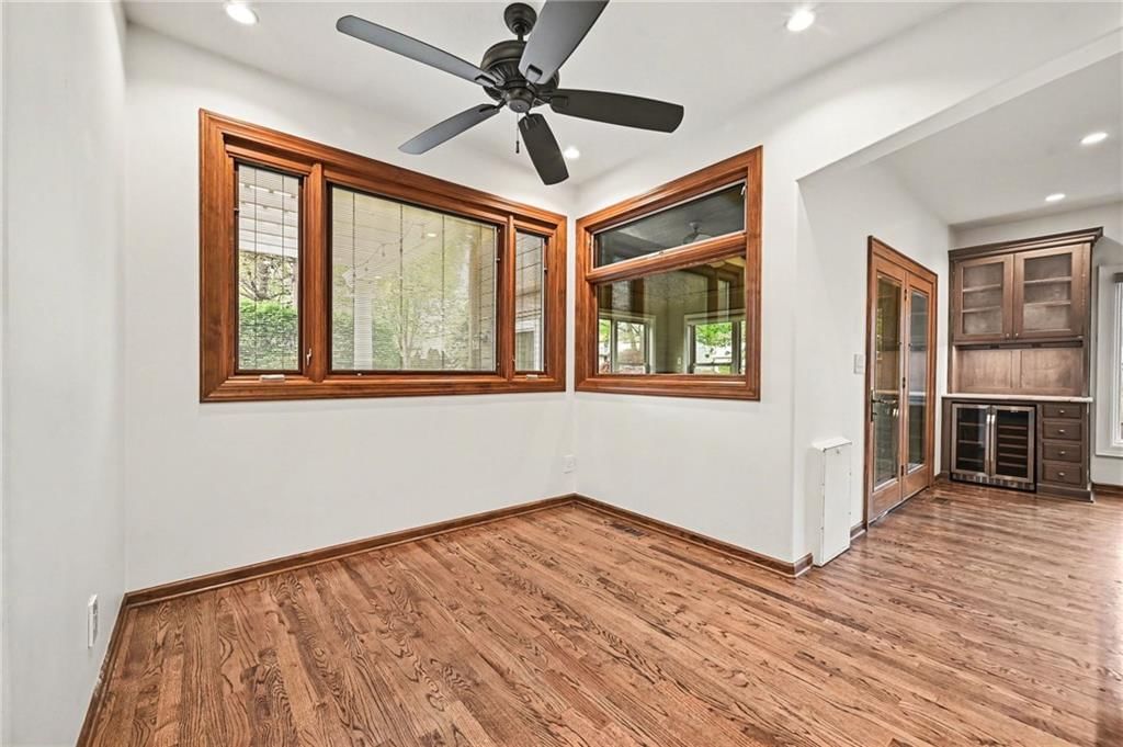 527 Canyon Drive — photo 25