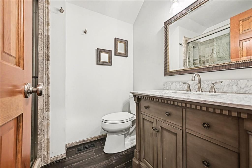527 Canyon Drive — photo 29