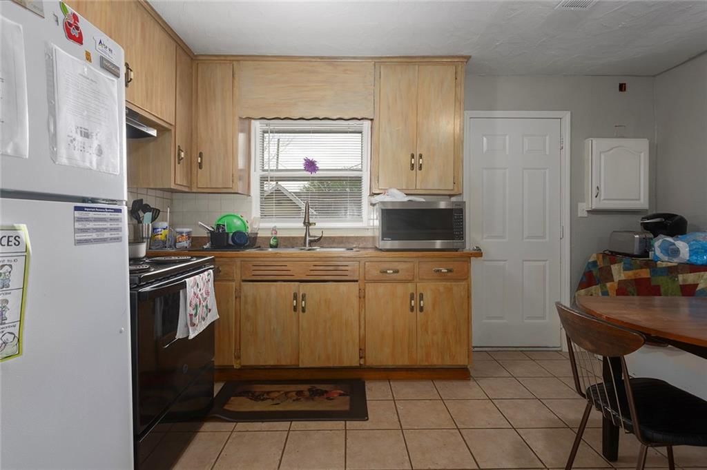 1825 N 47th Street — photo 9