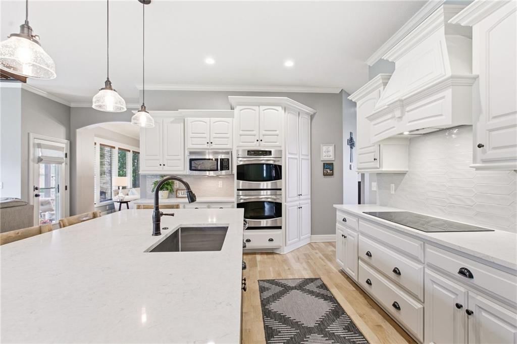 10838 S Carbondale Street — photo 13