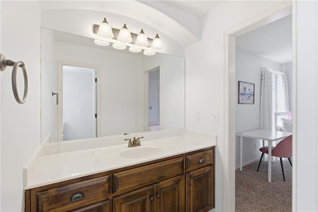 10838 S Carbondale Street — photo 33