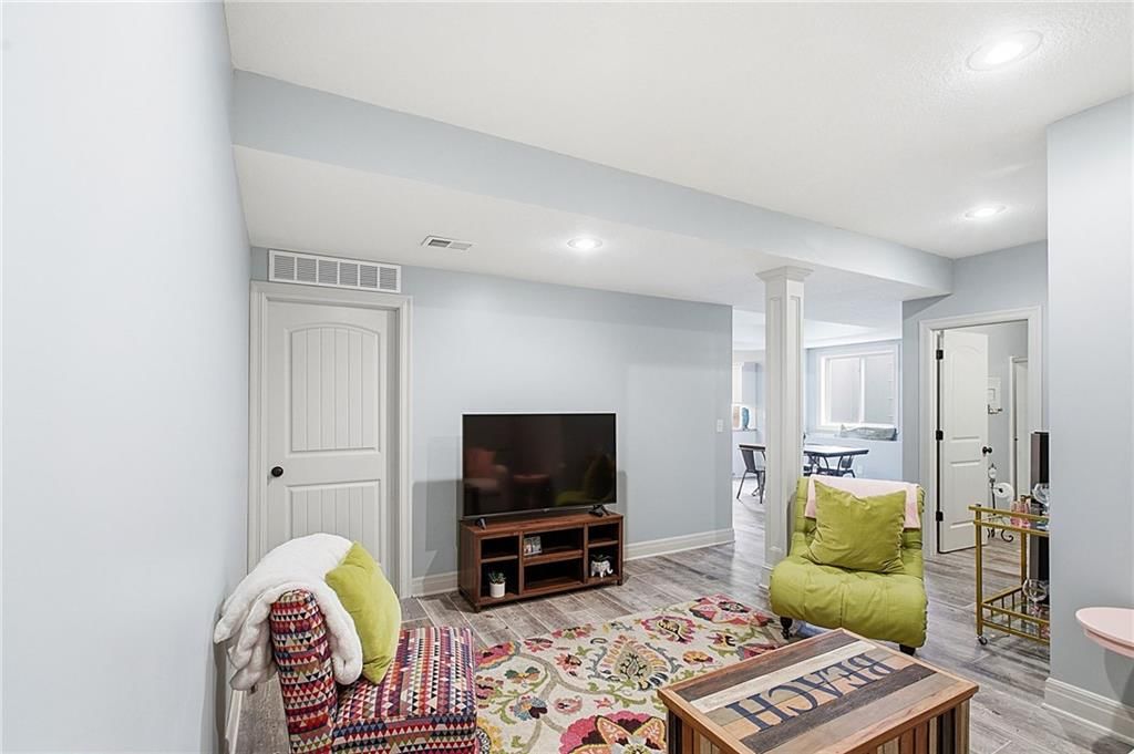 10838 S Carbondale Street — photo 52
