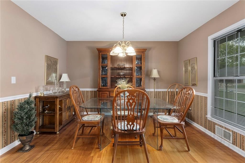 10 W Bridlespur Drive — photo 15