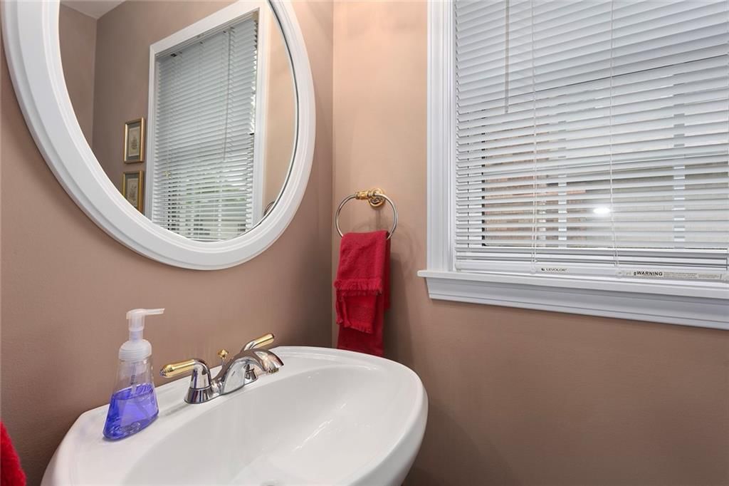 10 W Bridlespur Drive — photo 17