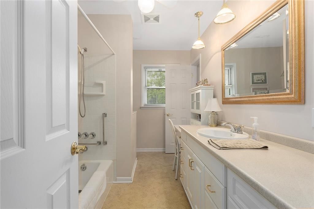 10 W Bridlespur Drive — photo 21