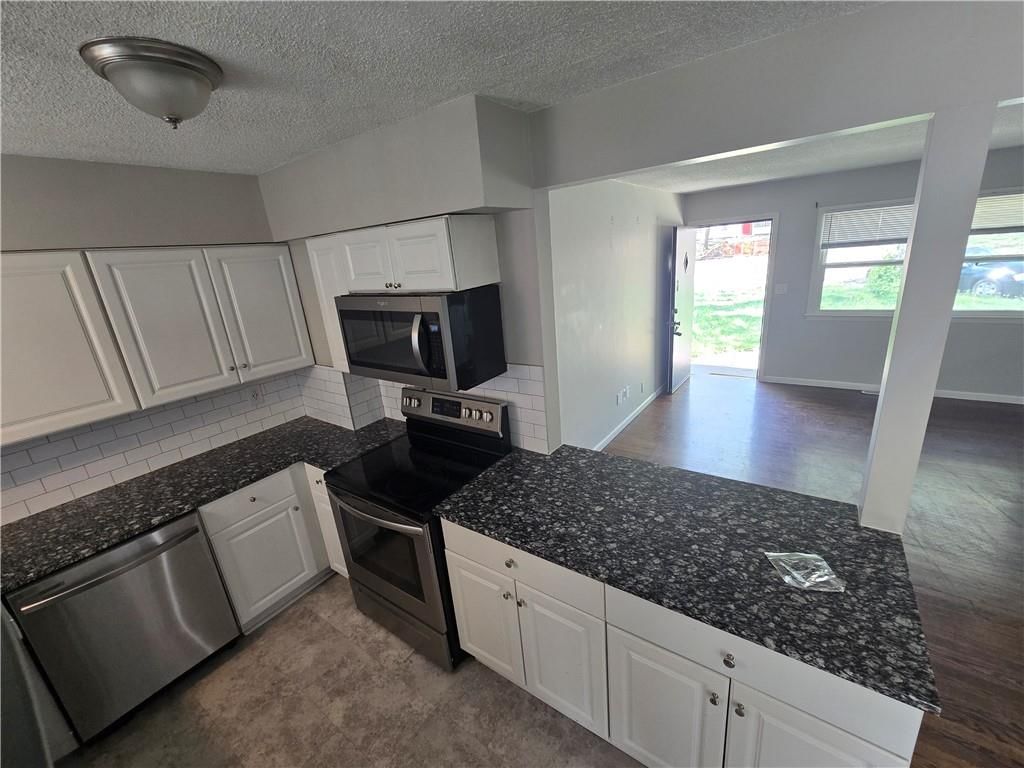 4001 S Pleasant Street — photo 4