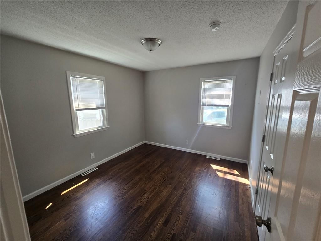 4001 S Pleasant Street — photo 6