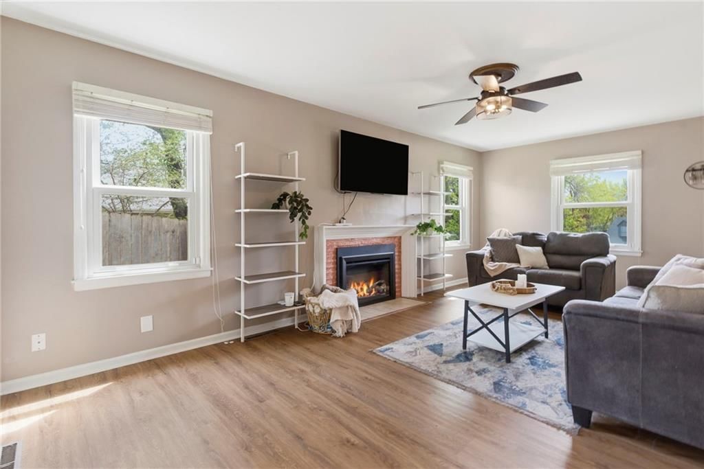 4921 N Askew Avenue — photo 4
