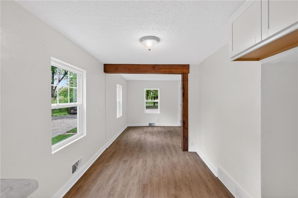 5915 Marion Avenue — photo 17