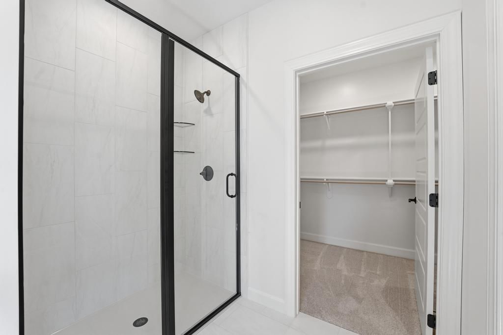 10022 N Oakland Avenue — photo 33